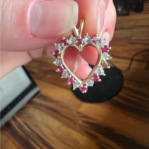 Diamond and ruby - Picture 3 of 13